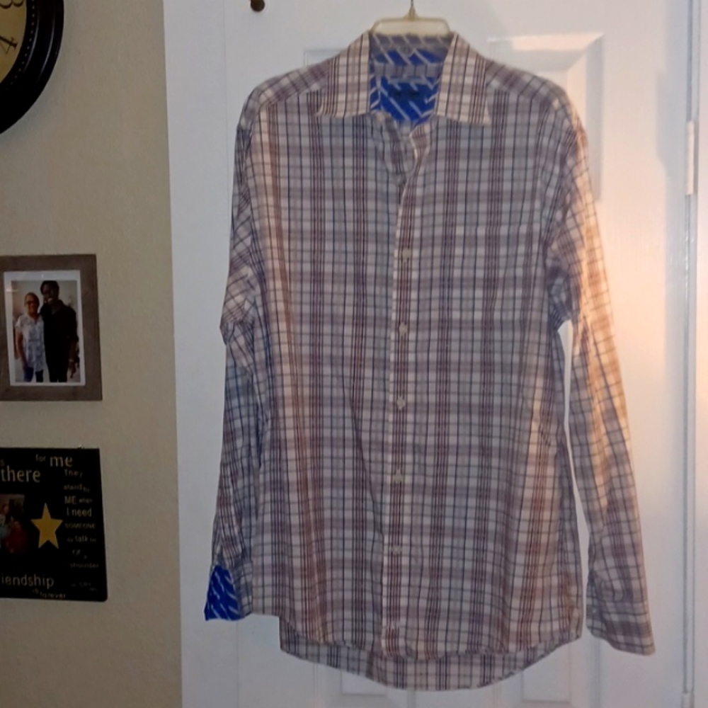 A long sleeve men's dress shirt
